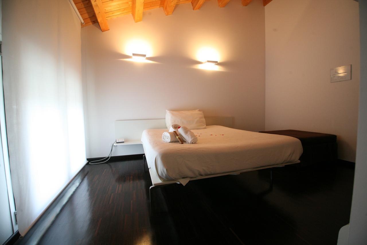 15.92 Hotel Cazzago  Extérieur photo